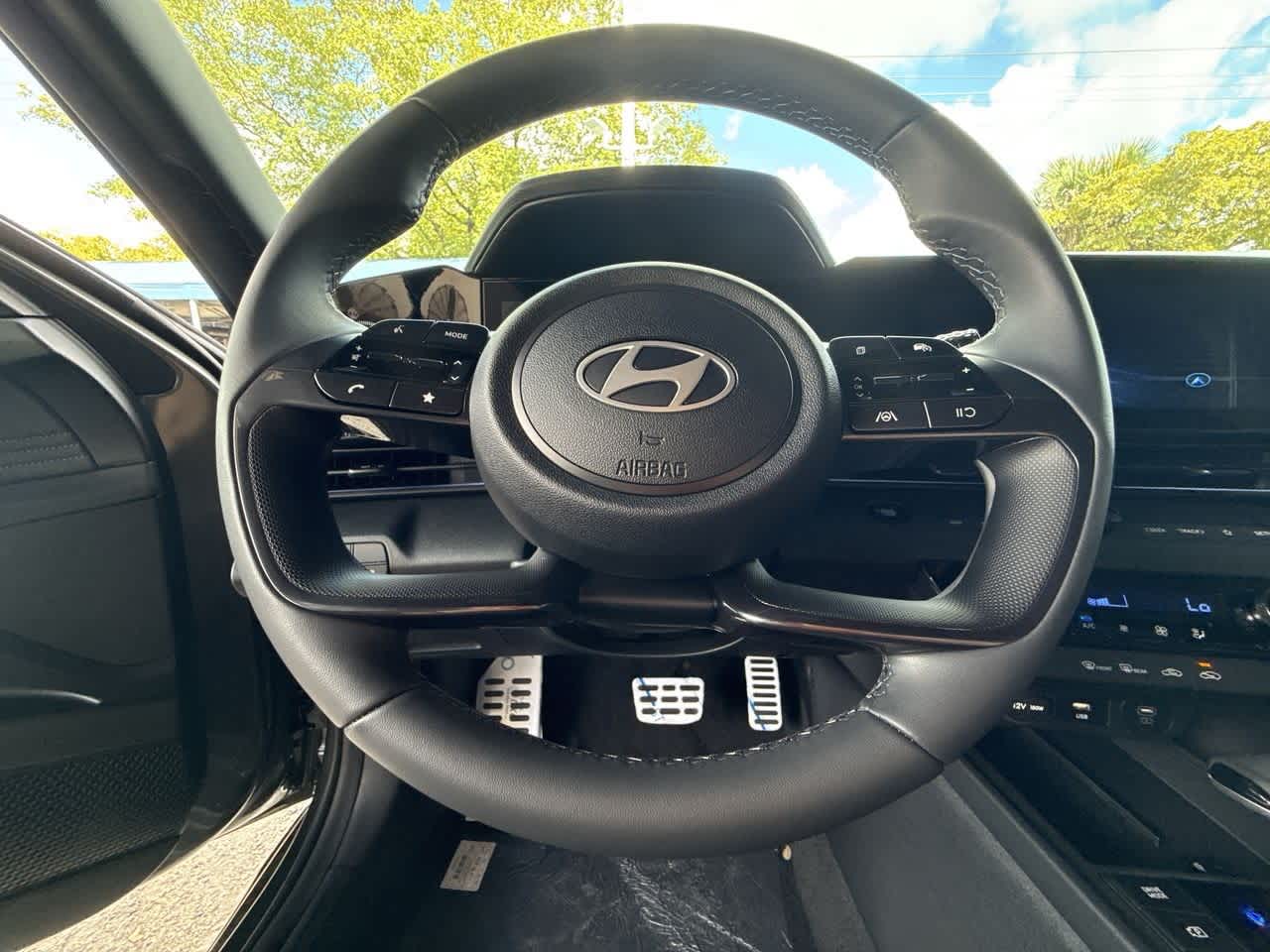 Thumbnail: 2026 Hyundai Elantra - 15