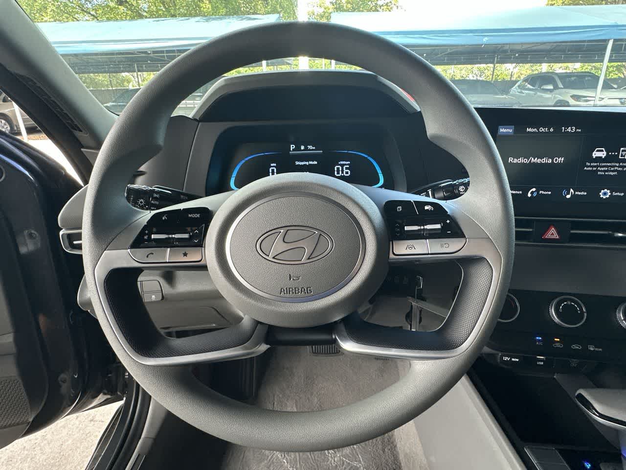 Thumbnail: 2025 Hyundai Elantra - 15