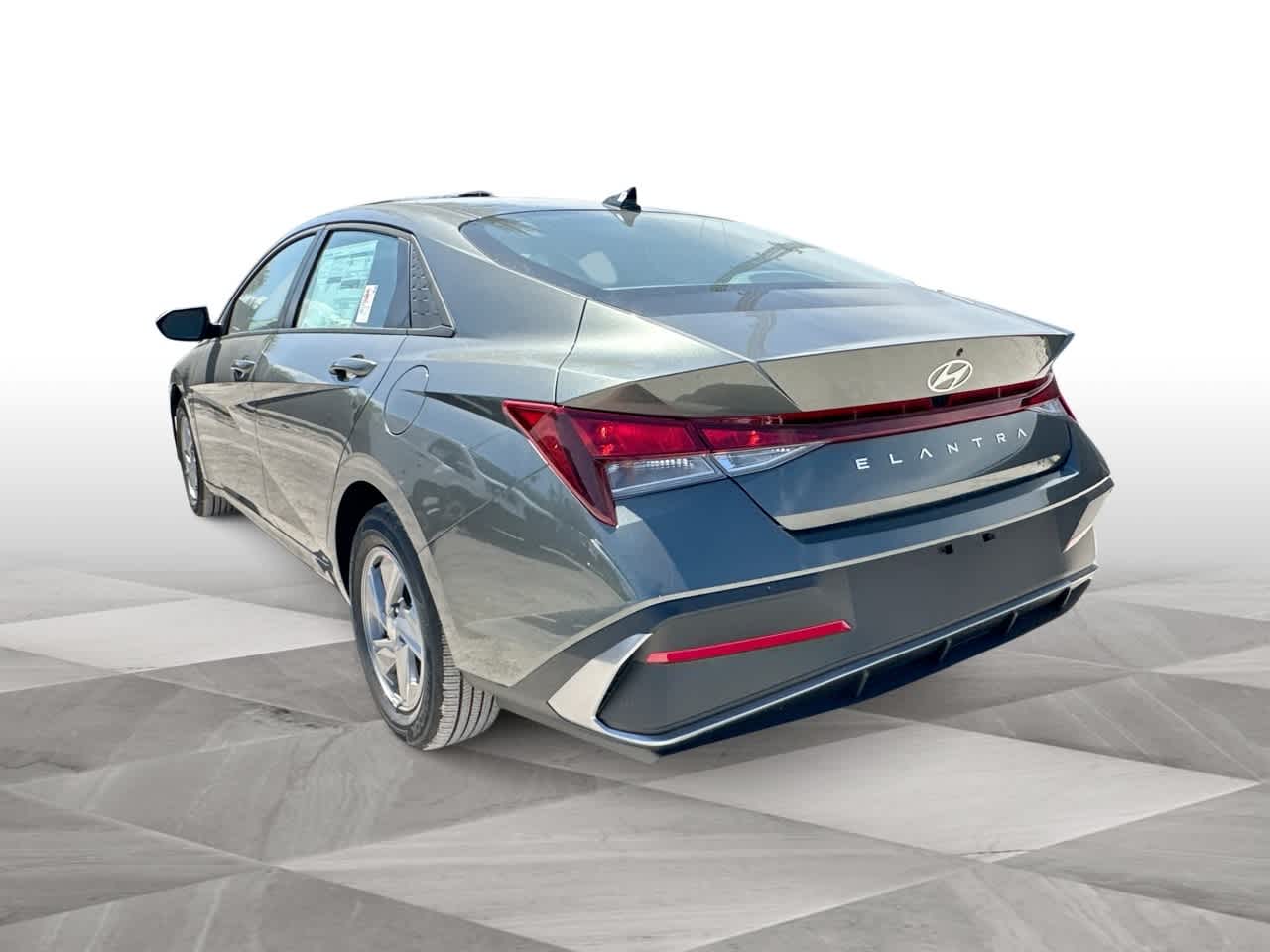 Thumbnail: 2025 Hyundai Elantra - 6