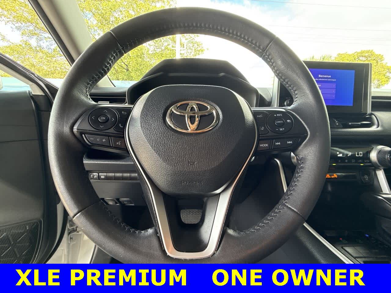 Thumbnail: 2023 Toyota RAV4 - 15