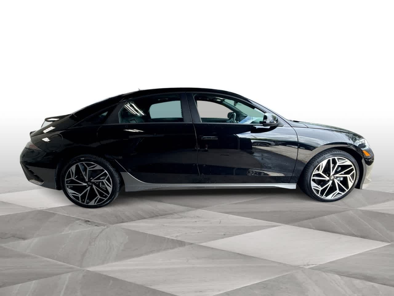Thumbnail: 2023 Hyundai Ioniq 6 - 9