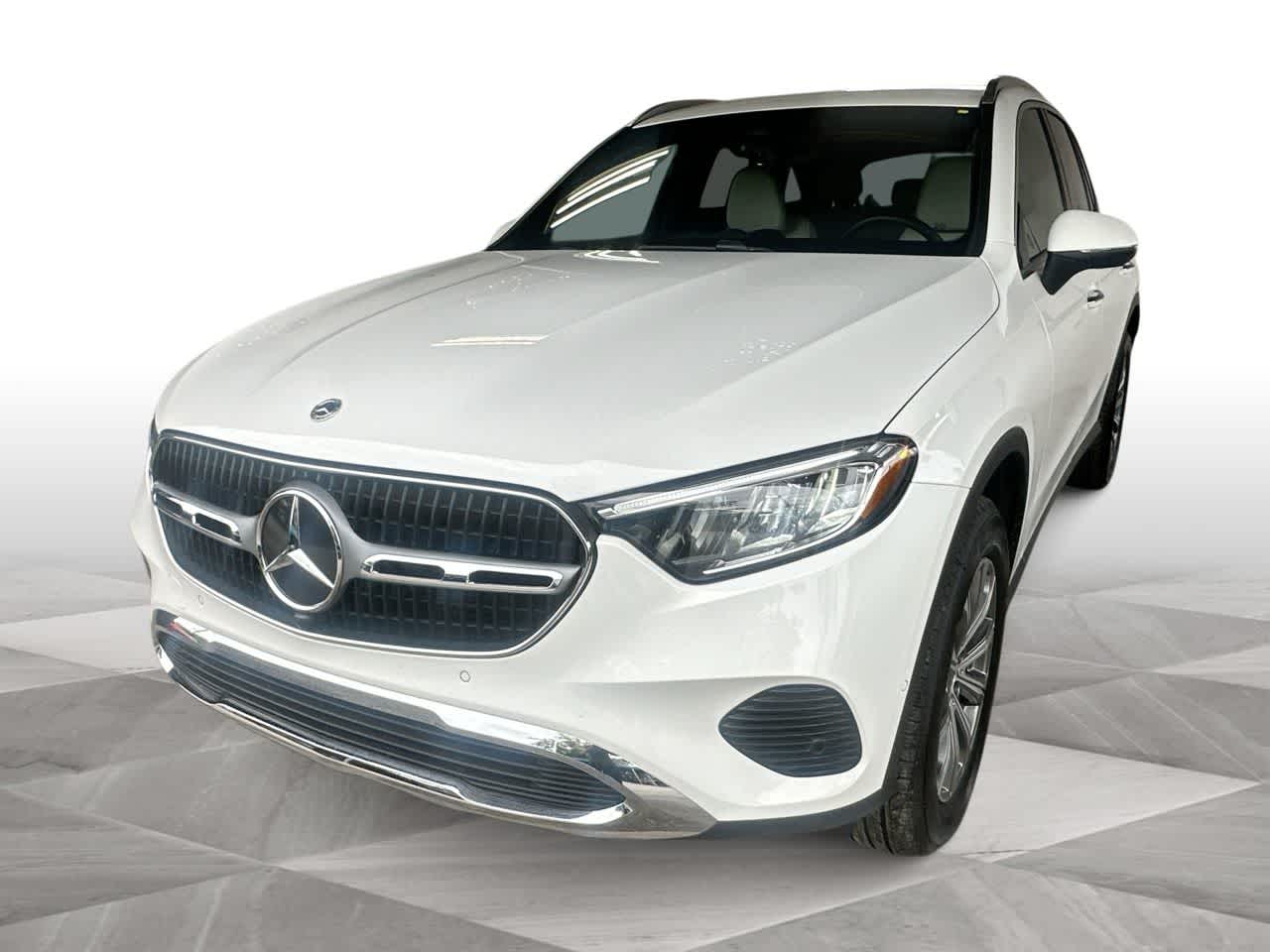 Thumbnail: 2026 Mercedes-Benz GLC - 4