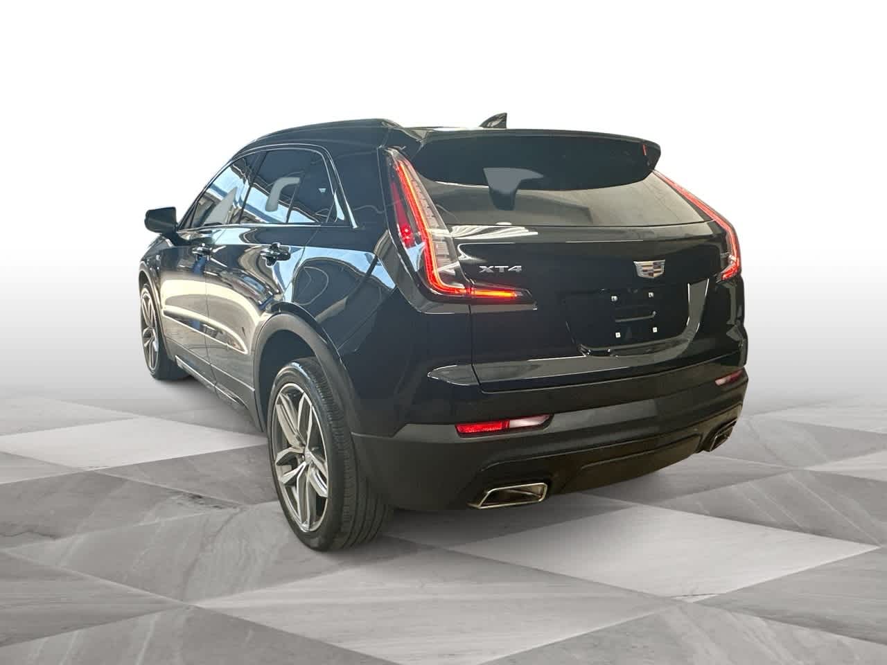 Thumbnail: 2021 Cadillac XT4 - 6
