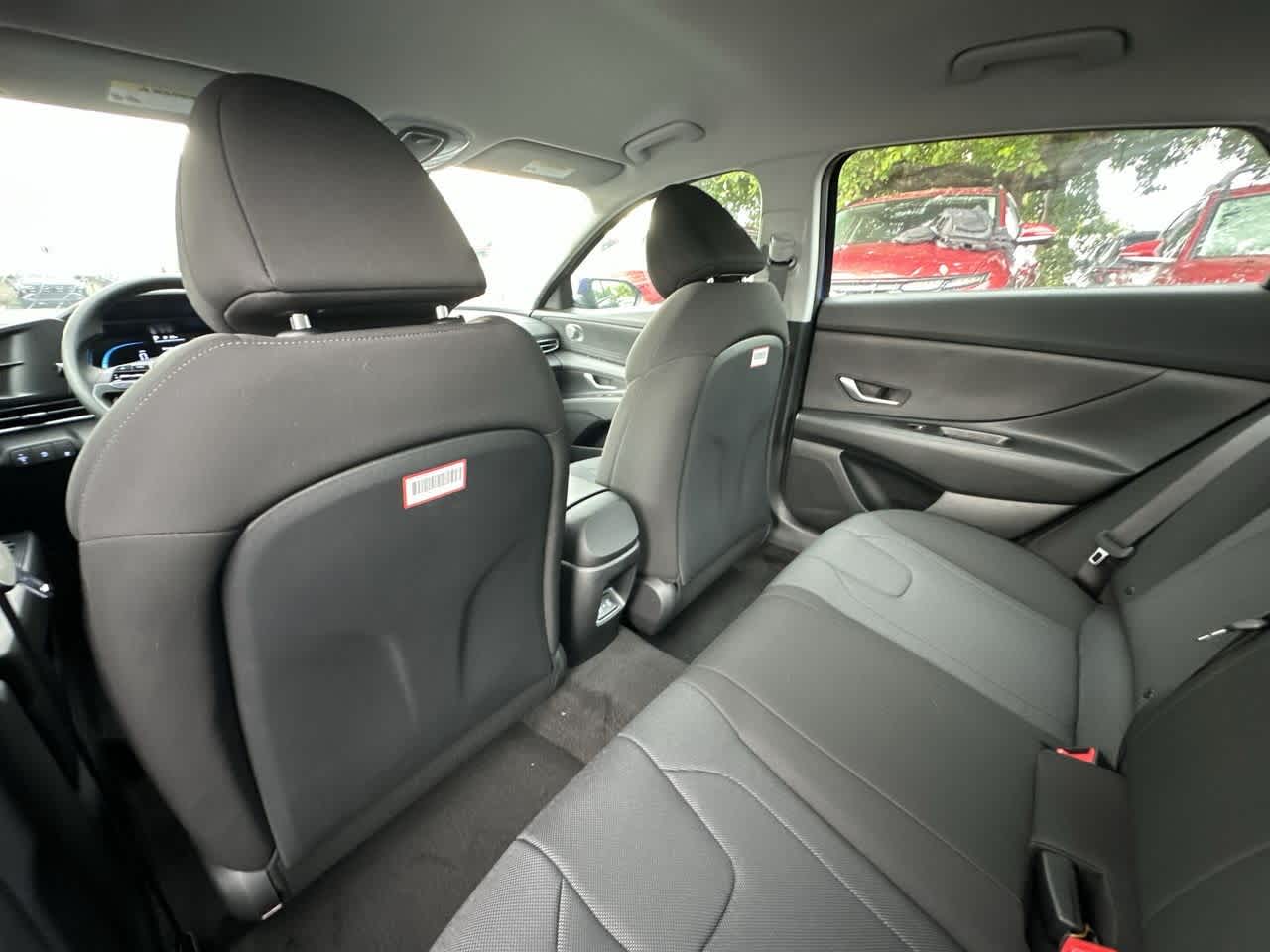 Thumbnail: 2025 Hyundai Elantra - 23