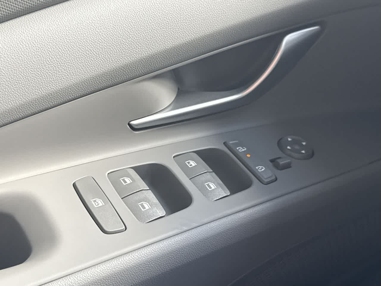 Thumbnail: 2026 Hyundai Elantra - 17