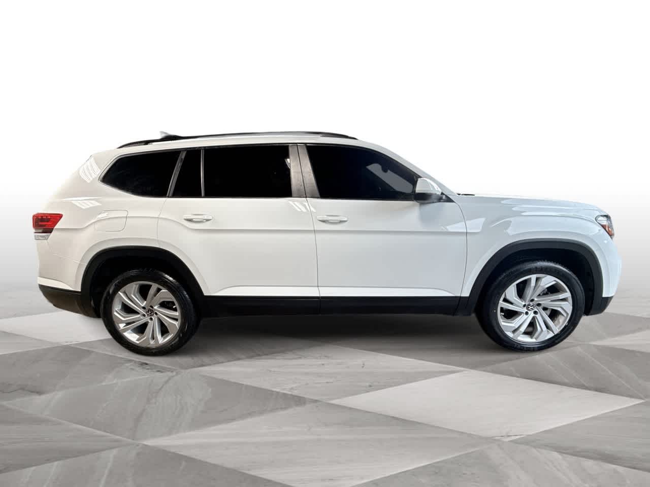 Thumbnail: 2022 Volkswagen Atlas - 9