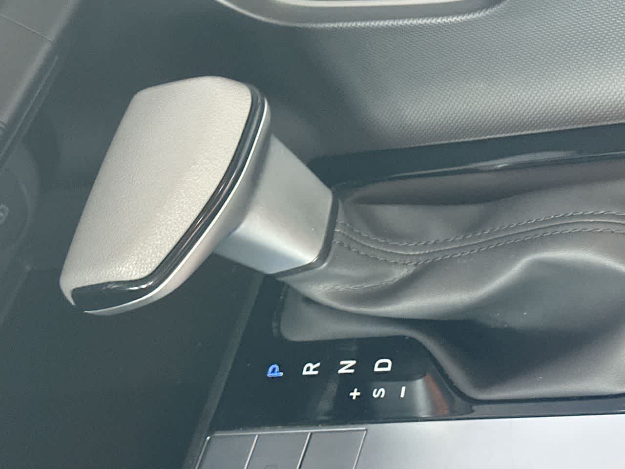 Thumbnail: 2025 Hyundai Elantra - 21