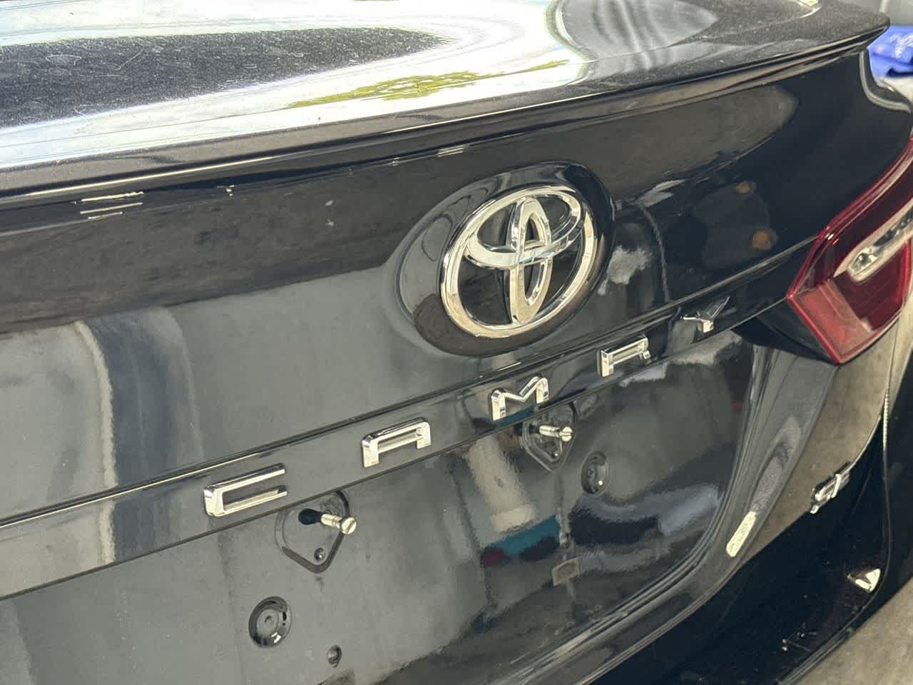 Thumbnail: 2021 Toyota Camry - 10