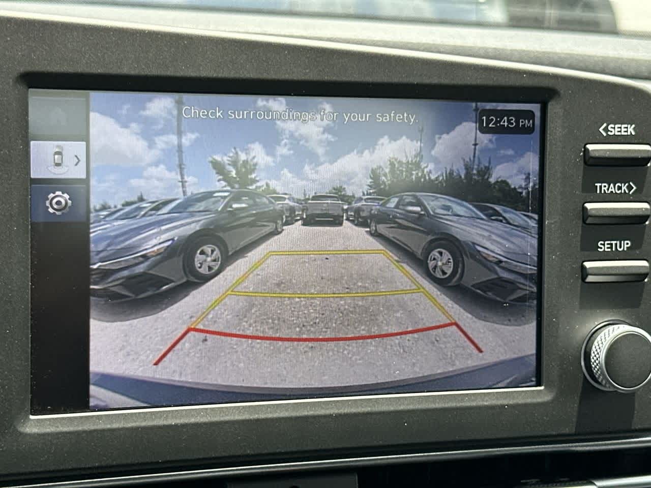 Thumbnail: 2025 Hyundai Elantra - 19