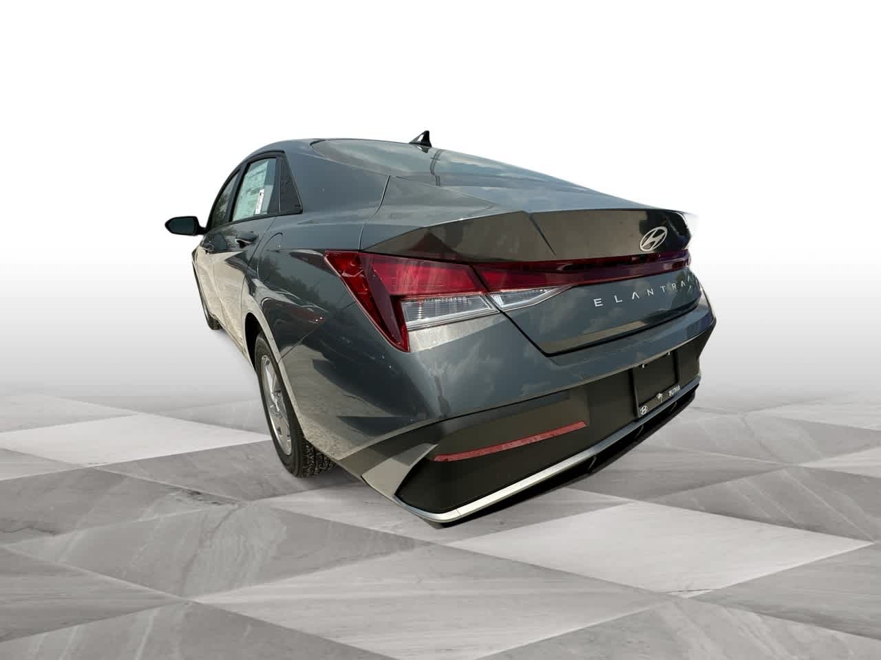 Thumbnail: 2025 Hyundai Elantra - 6