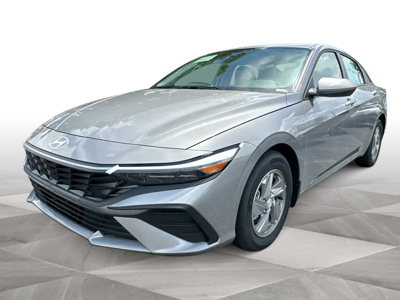 Thumbnail: 2025 Hyundai Elantra - 4