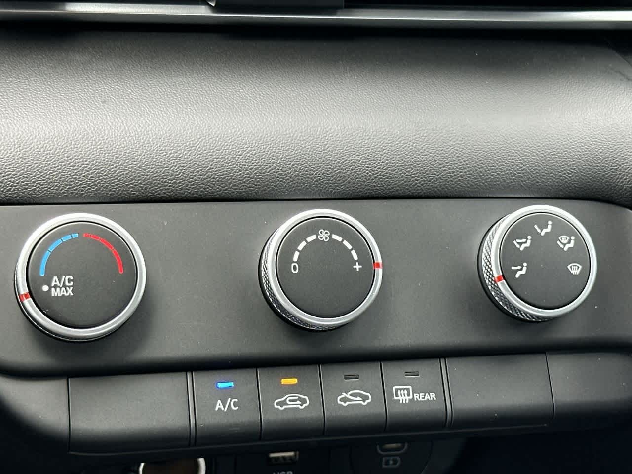 Thumbnail: 2025 Hyundai Elantra - 20