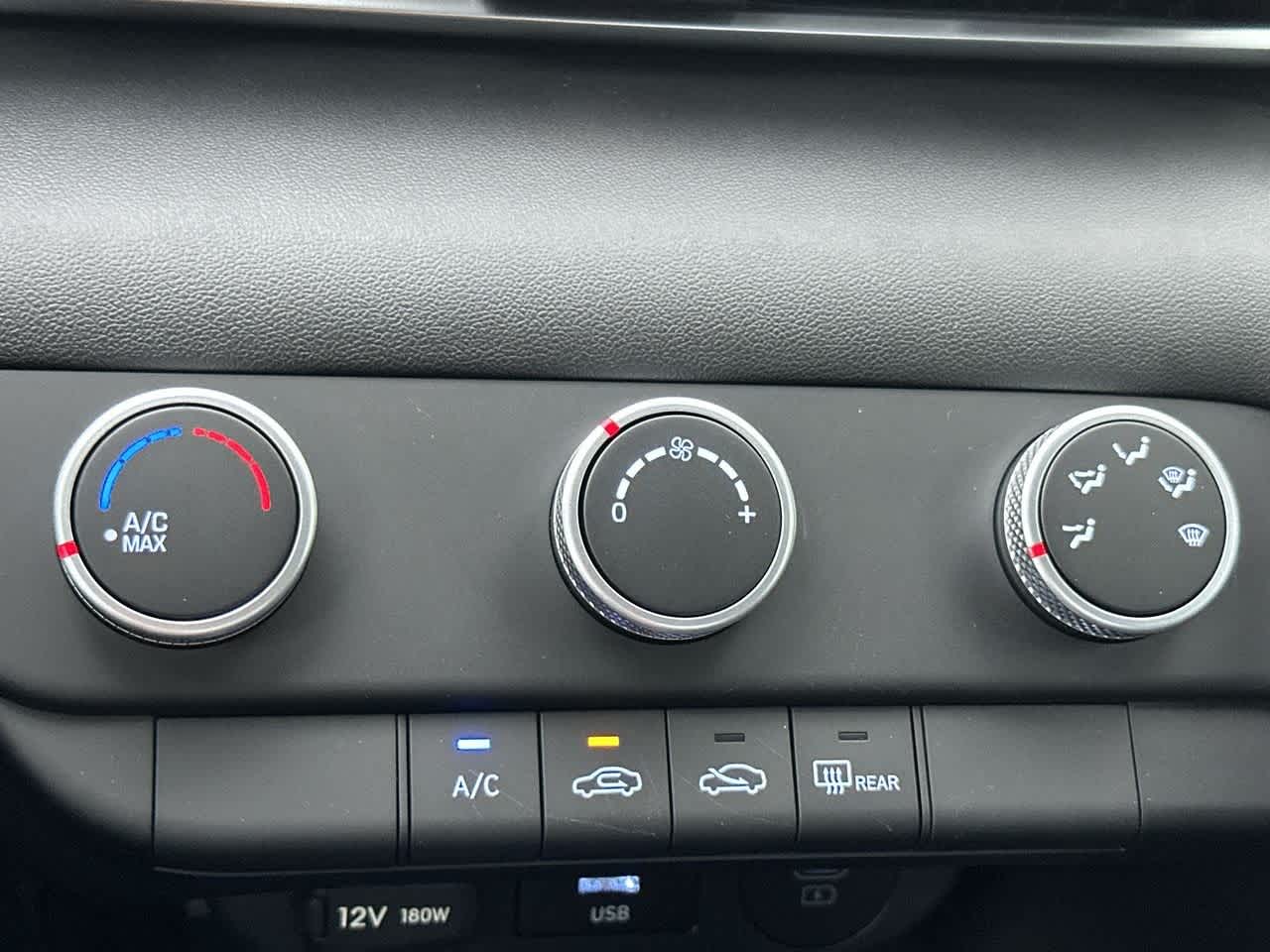 Thumbnail: 2025 Hyundai Elantra - 20