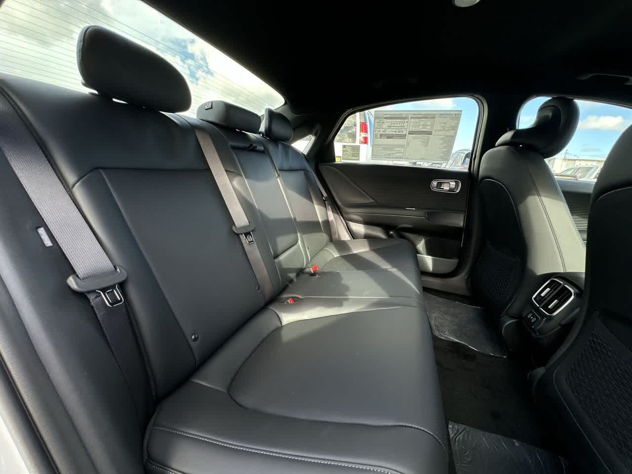 Thumbnail: 2025 Hyundai Ioniq 6 - 26