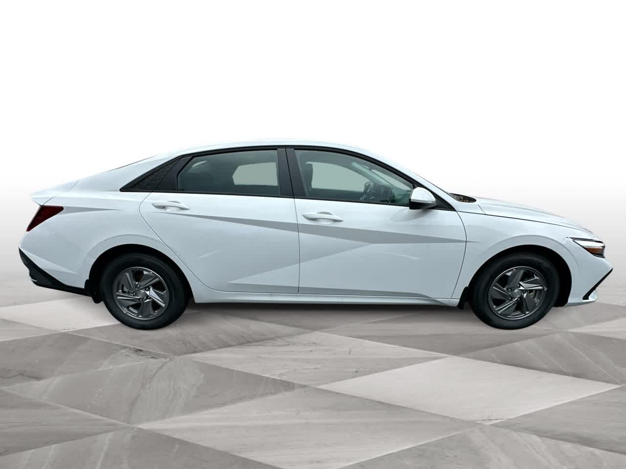 Thumbnail: 2025 Hyundai Elantra - 9