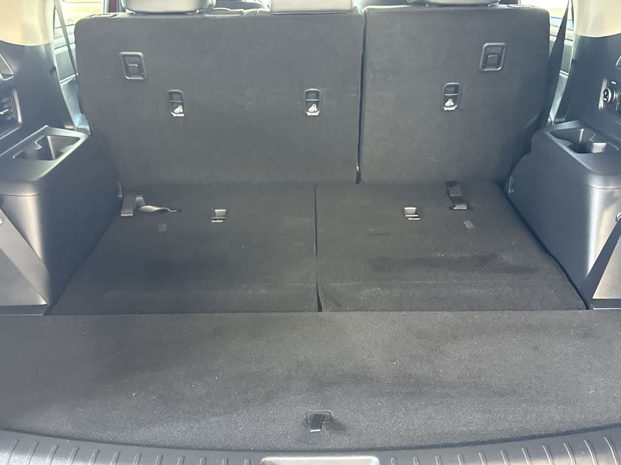 Thumbnail: 2025 Hyundai Santa Fe - 25