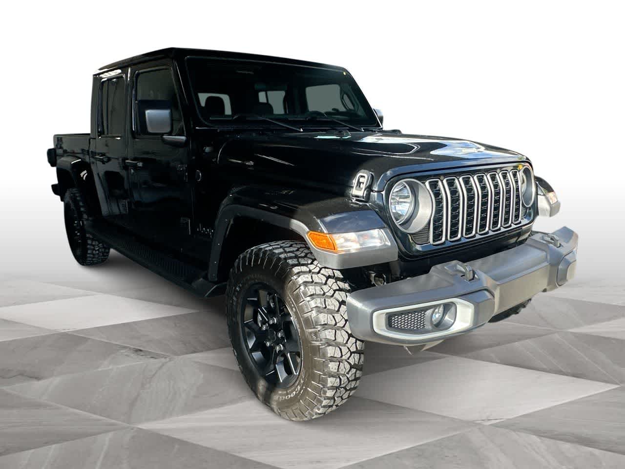 Thumbnail: 2025 Jeep Gladiator - 2