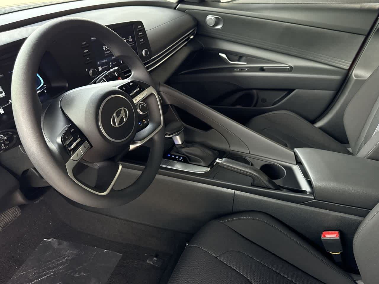 Thumbnail: 2025 Hyundai Elantra - 13