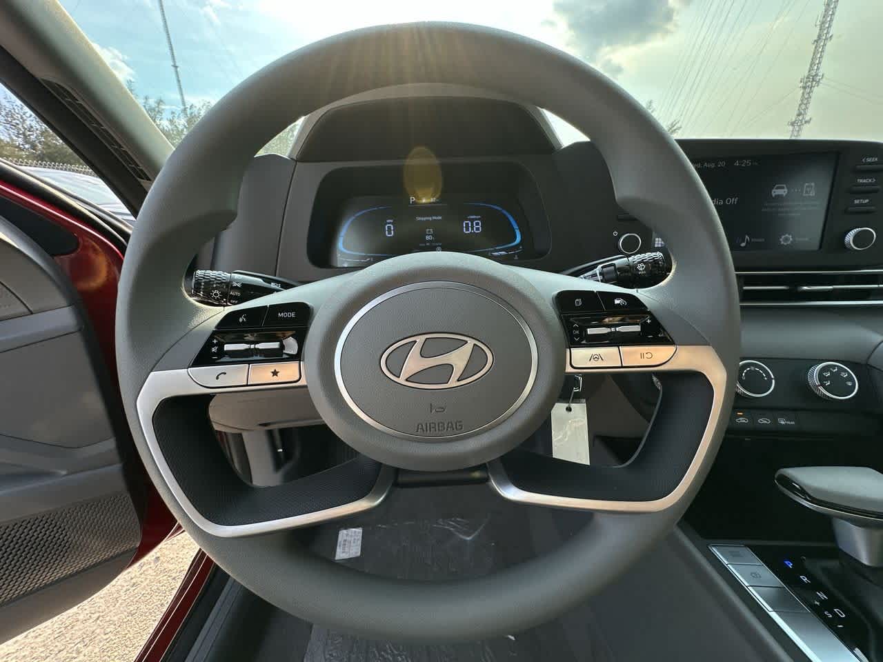 Thumbnail: 2025 Hyundai Elantra - 15