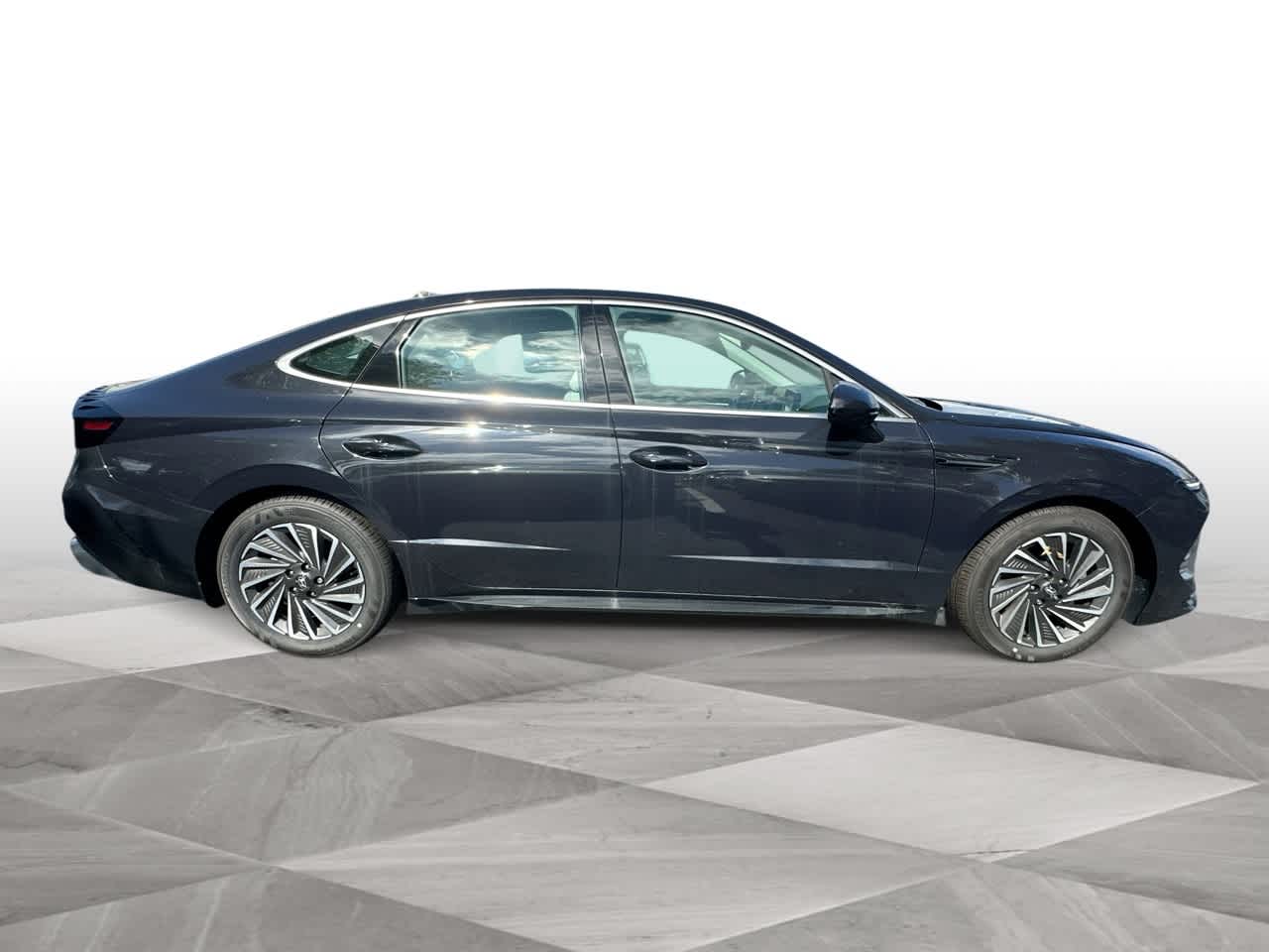 Thumbnail: 2025 Hyundai Sonata - 9