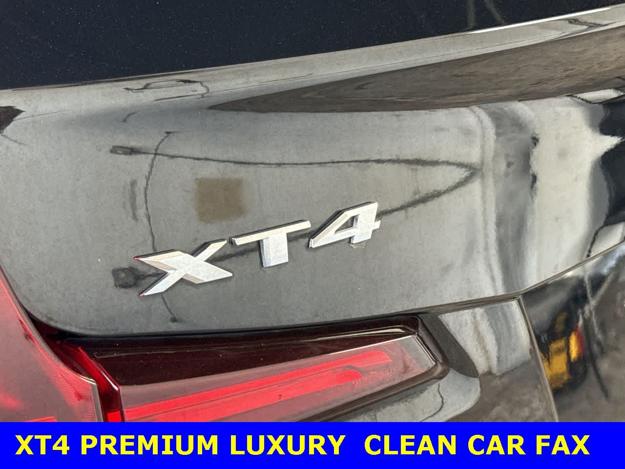 Thumbnail: 2024 Cadillac XT4 - 10