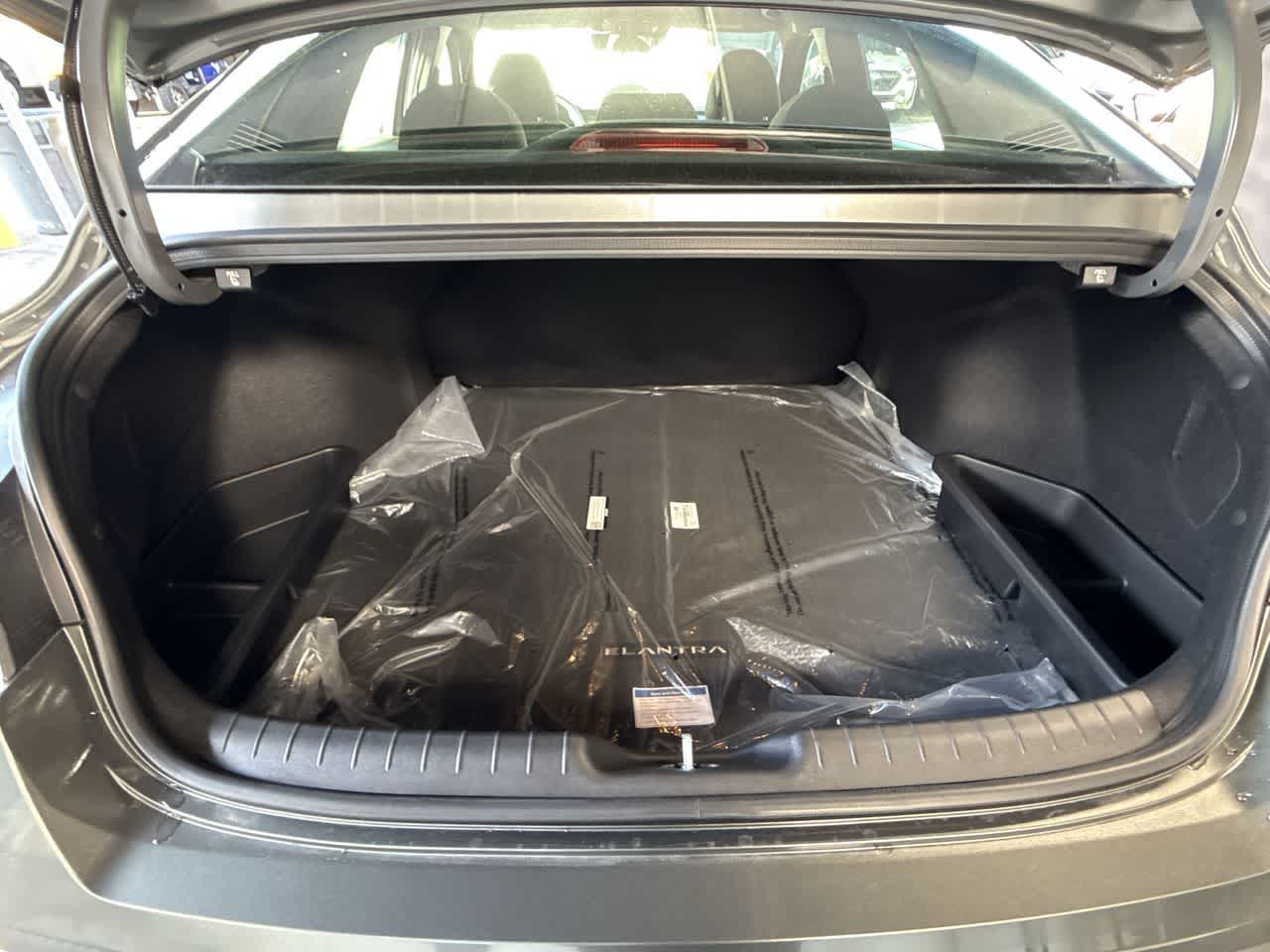 Thumbnail: 2026 Hyundai Elantra - 25