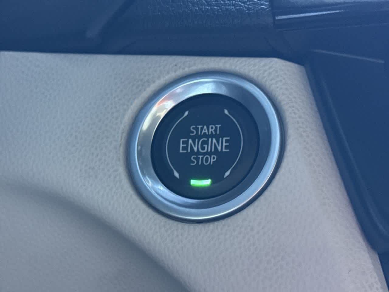 Thumbnail: 2023 Cadillac CT4 - 17