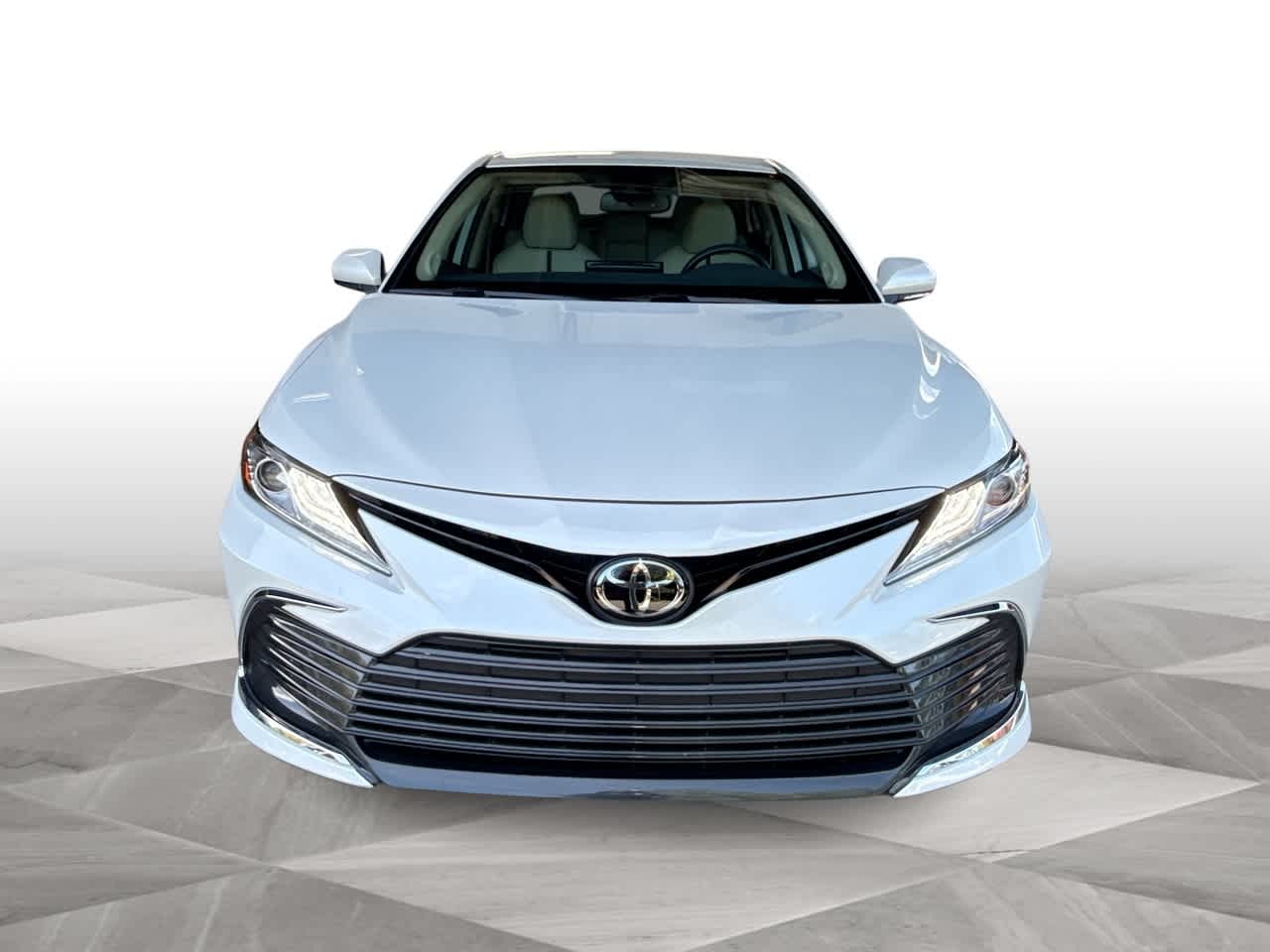 Thumbnail: 2021 Toyota Camry - 3