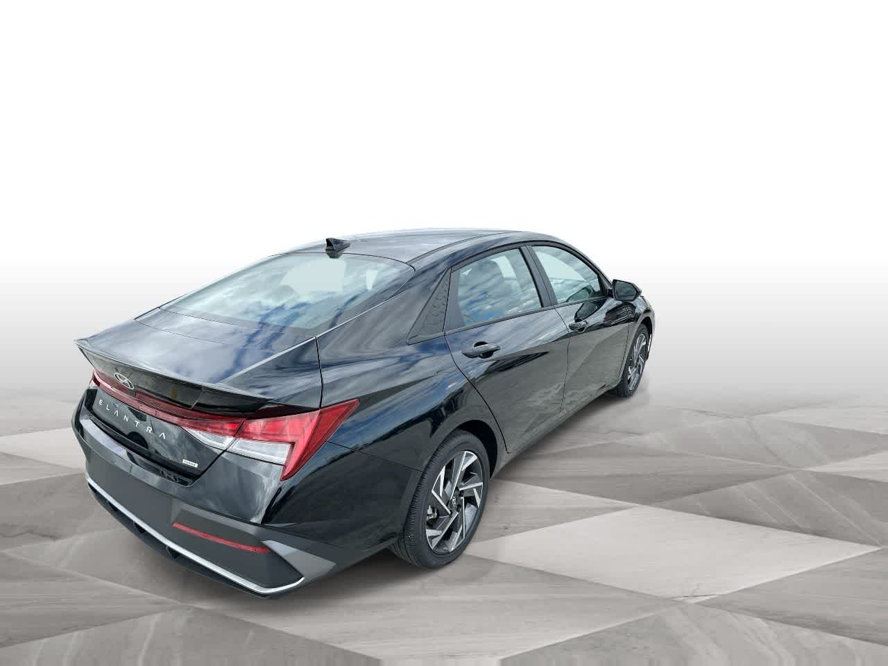 Thumbnail: 2025 Hyundai Elantra - 8