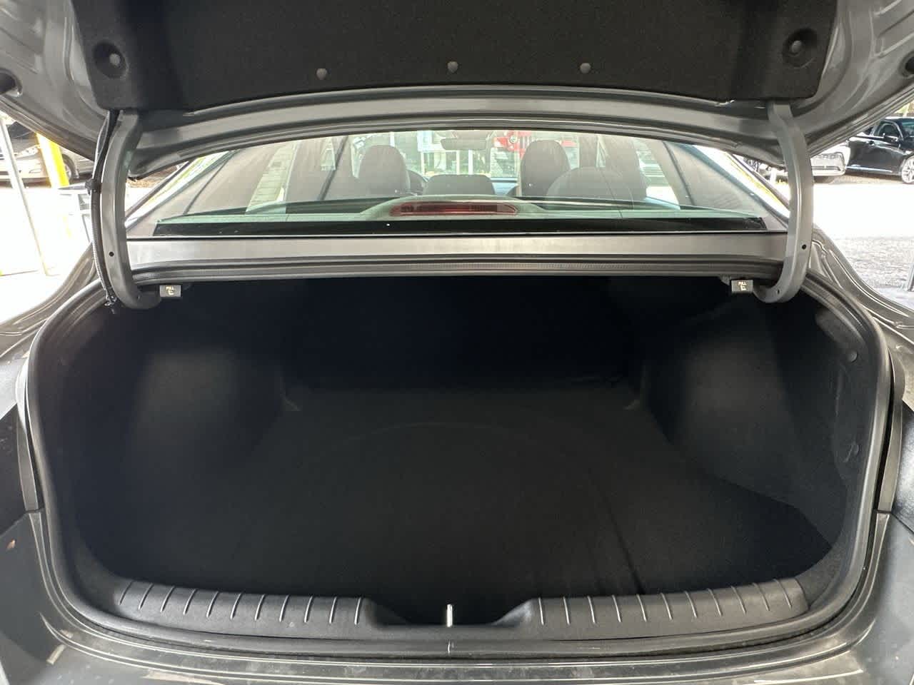 Thumbnail: 2025 Hyundai Elantra - 25