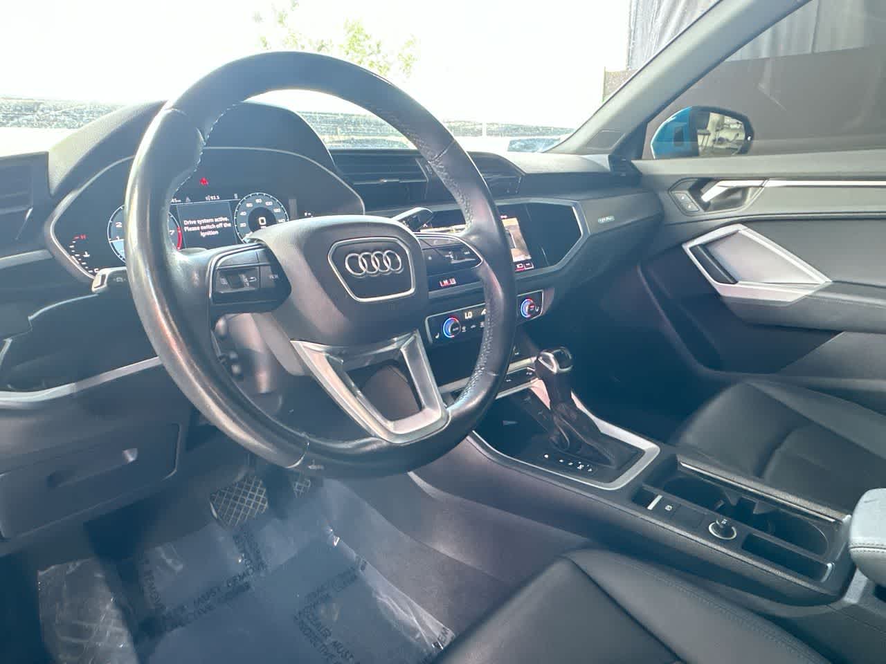 Thumbnail: 2022 Audi Q3 - 13