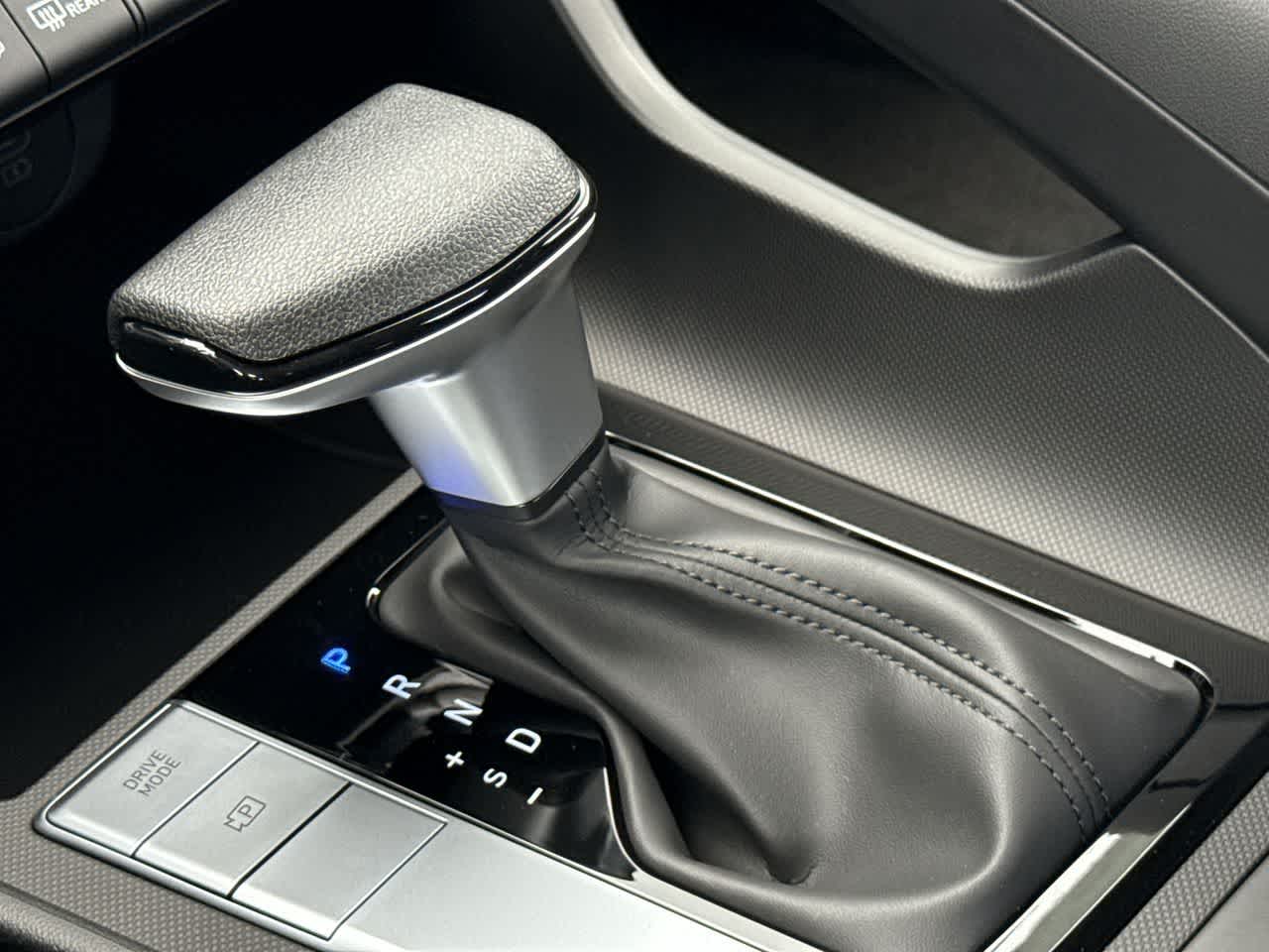 Thumbnail: 2025 Hyundai Elantra - 21