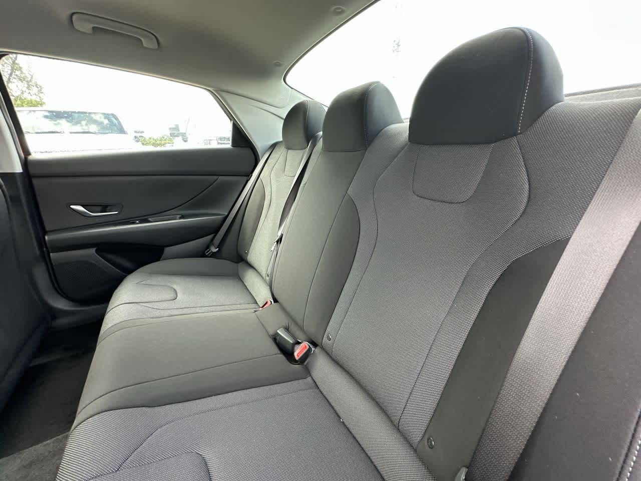 Thumbnail: 2025 Hyundai Elantra - 22