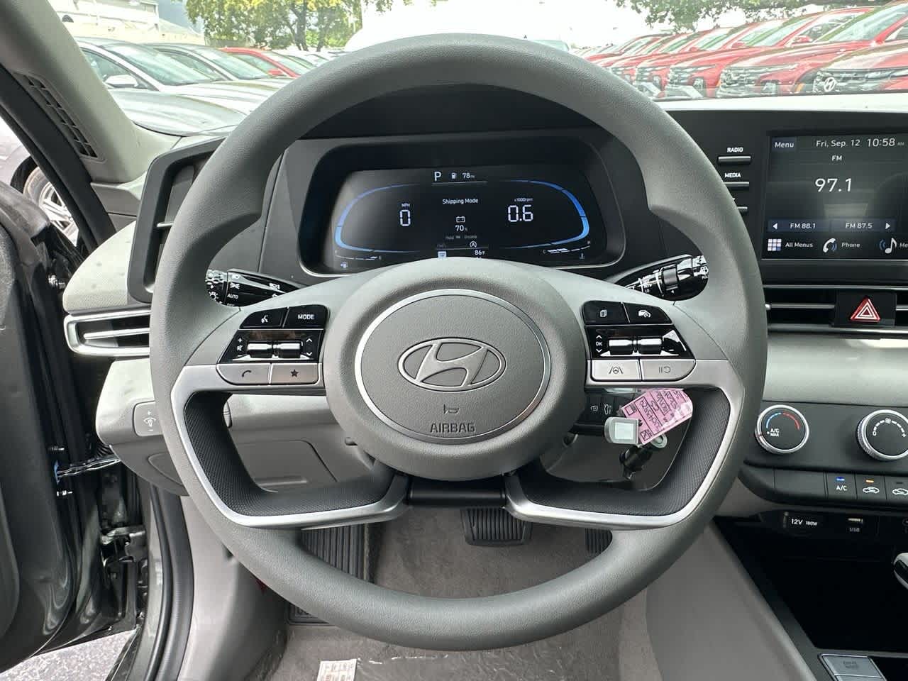 Thumbnail: 2025 Hyundai Elantra - 15