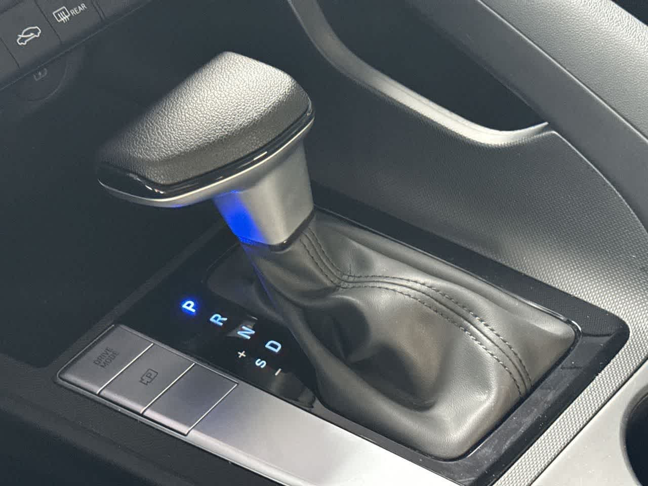Thumbnail: 2025 Hyundai Elantra - 21