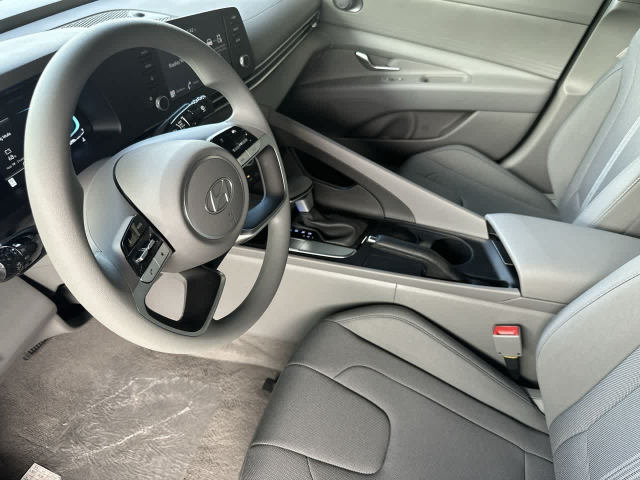 Thumbnail: 2025 Hyundai Elantra - 13