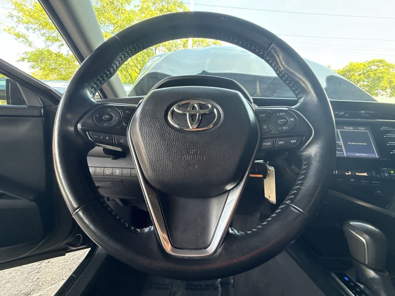 Thumbnail: 2019 Toyota Camry - 15