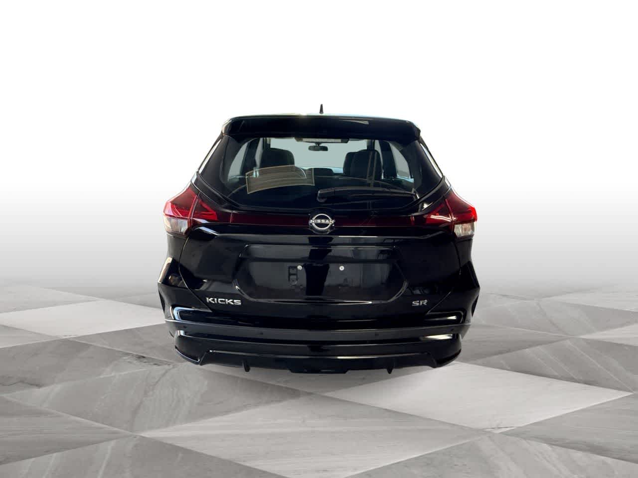 Thumbnail: 2023 Nissan Kicks - 7