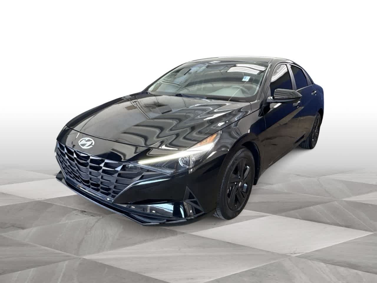 2023 Hyundai Elantra SEL Hero Image