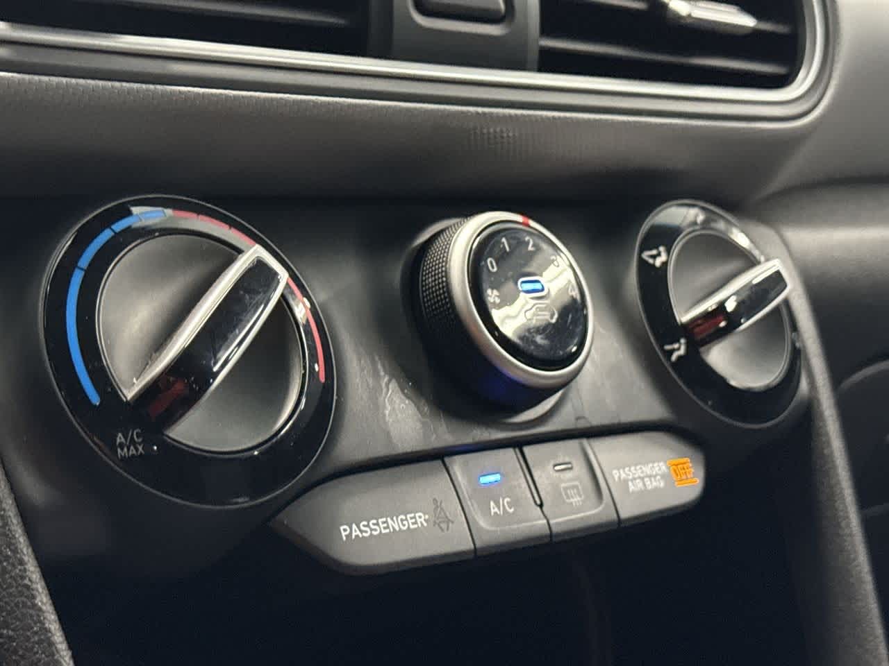 Thumbnail: 2021 Hyundai Kona - 20