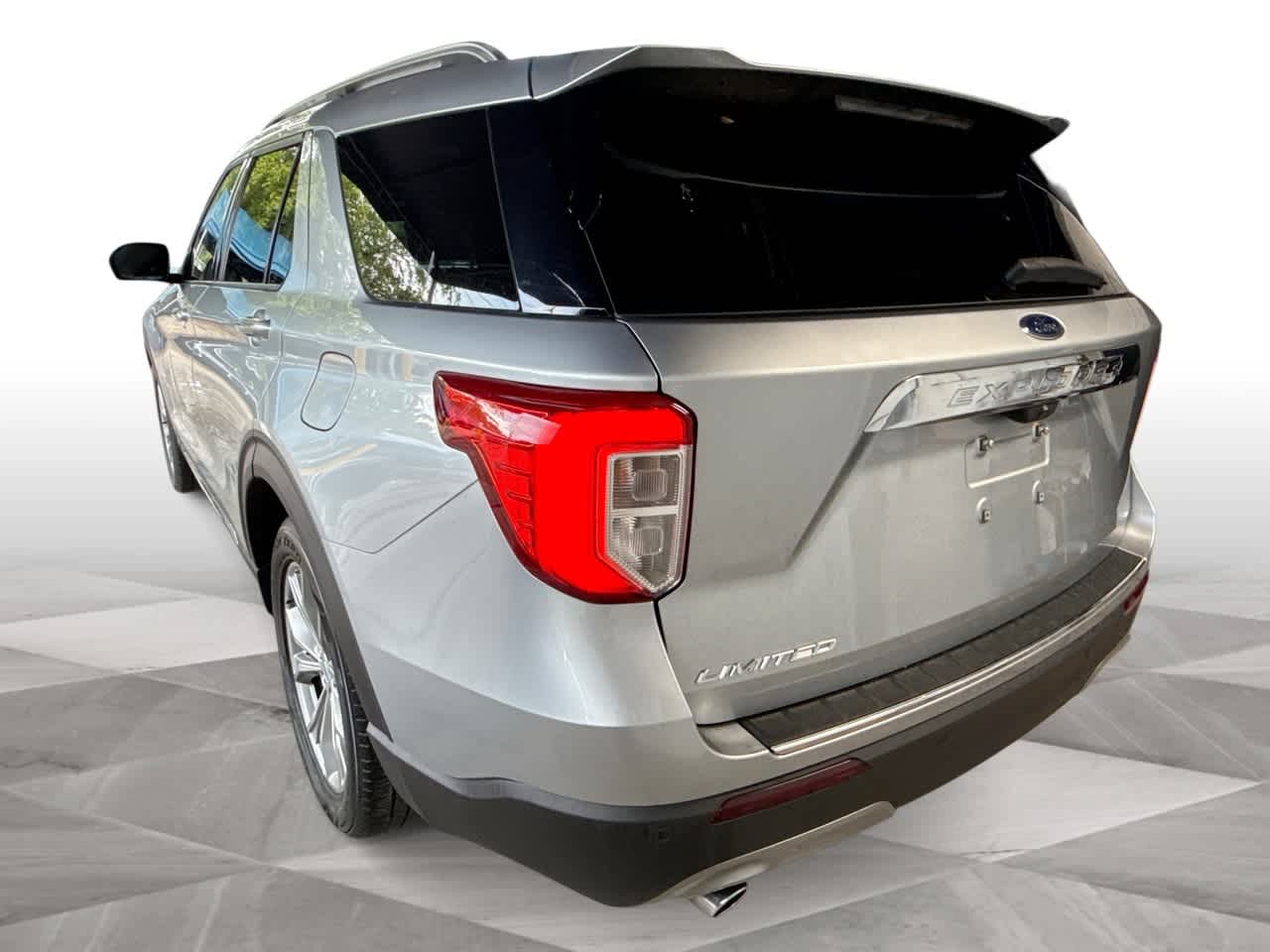 Thumbnail: 2023 Ford Explorer - 6