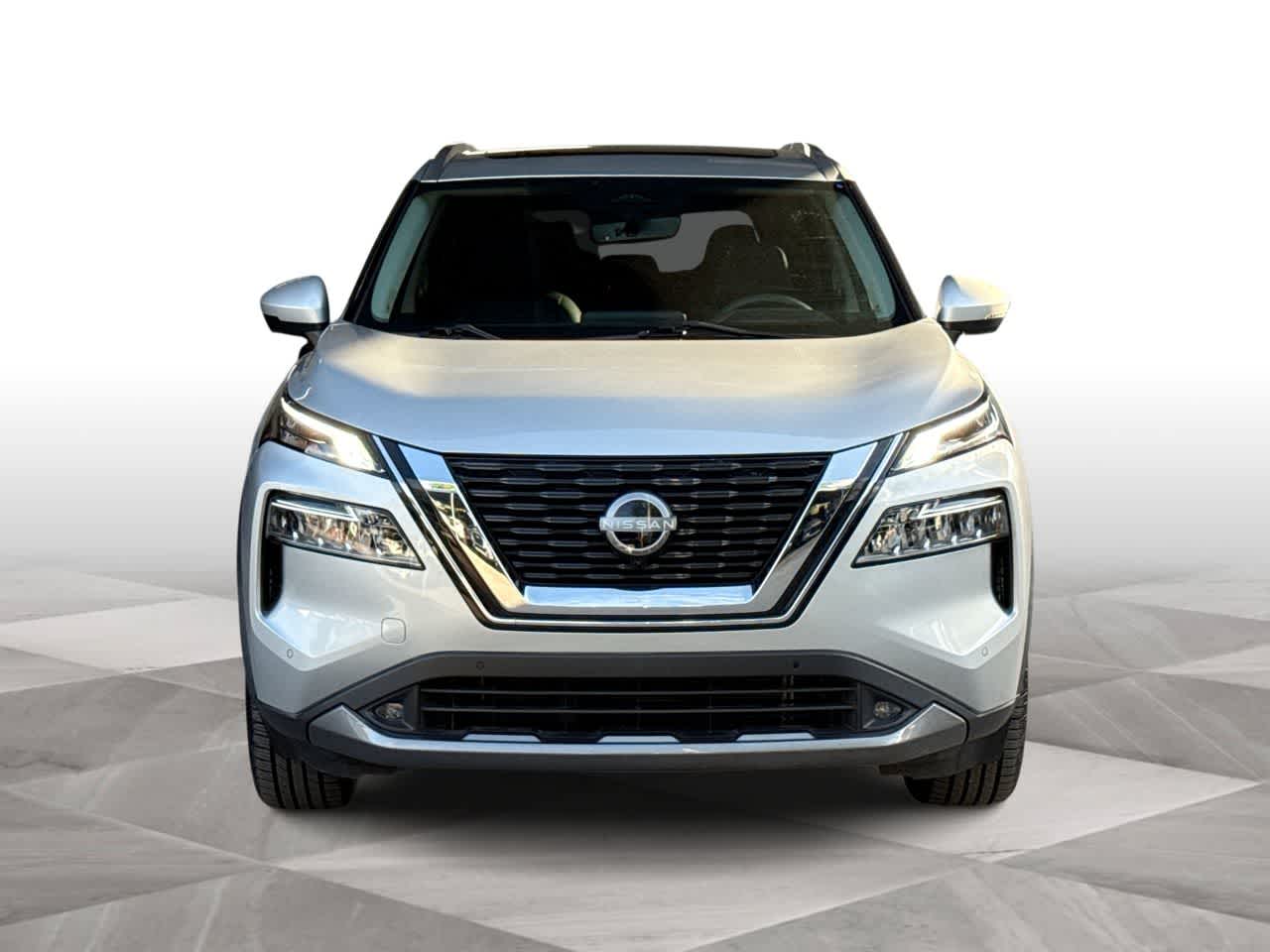 Thumbnail: 2022 Nissan Rogue - 3