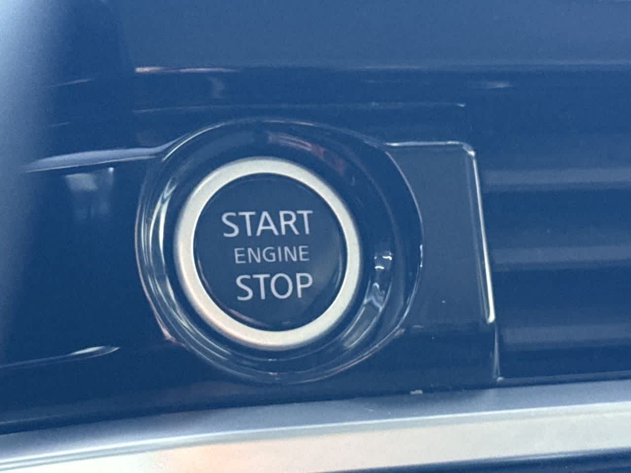 Thumbnail: 2024 Nissan Pathfinder - 17