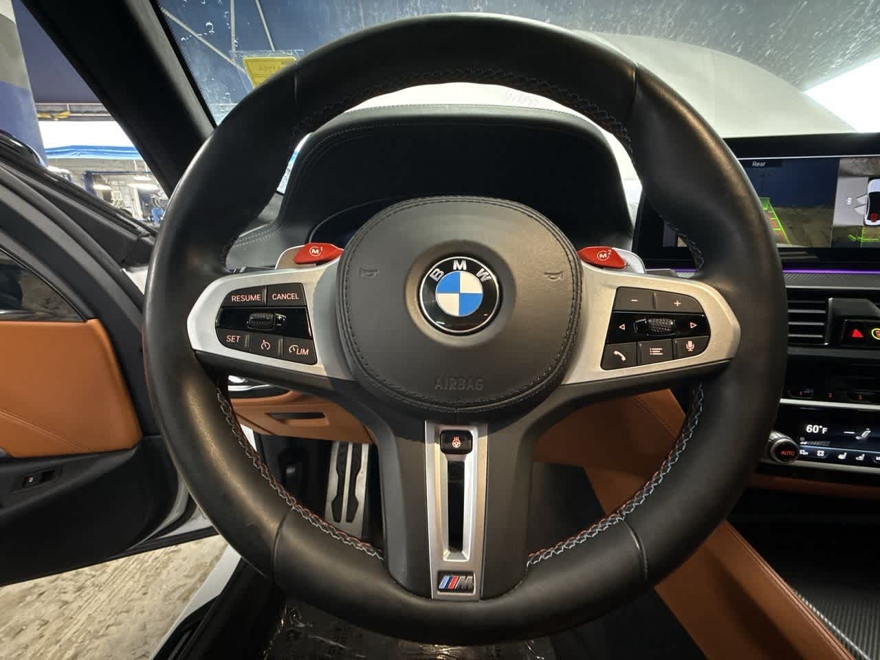 Thumbnail: 2022 BMW M5 - 15