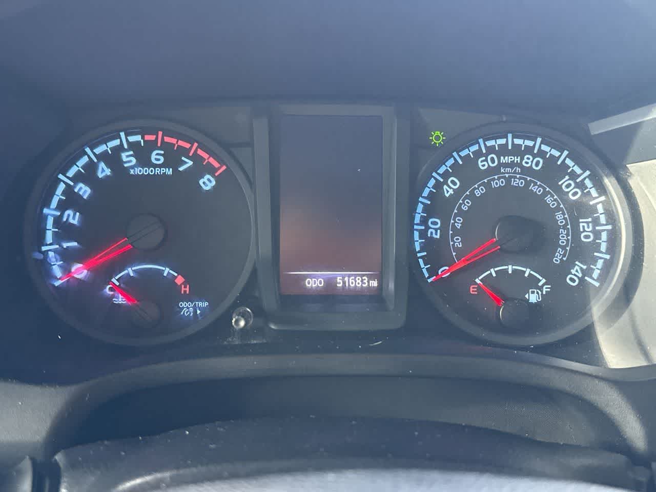 Thumbnail: 2022 Toyota Tacoma - 16