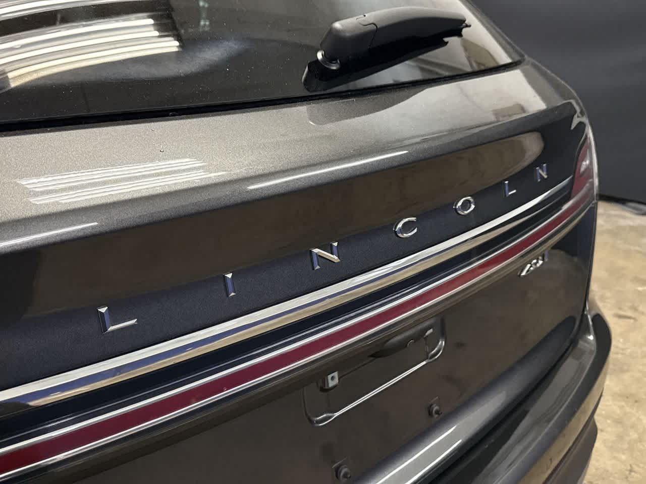 Thumbnail: 2020 Lincoln Nautilus - 10