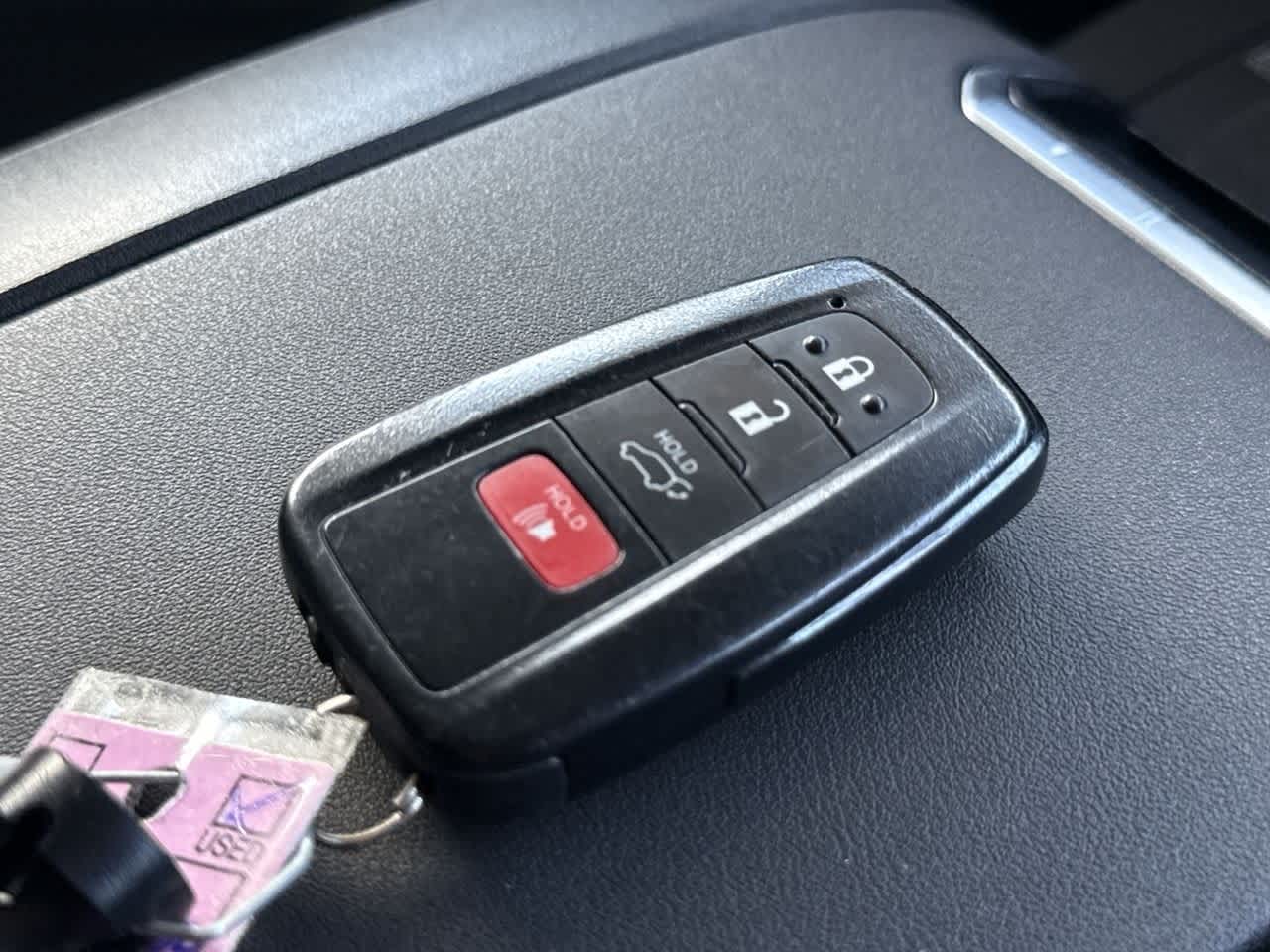 Thumbnail: 2023 Toyota Highlander - 27