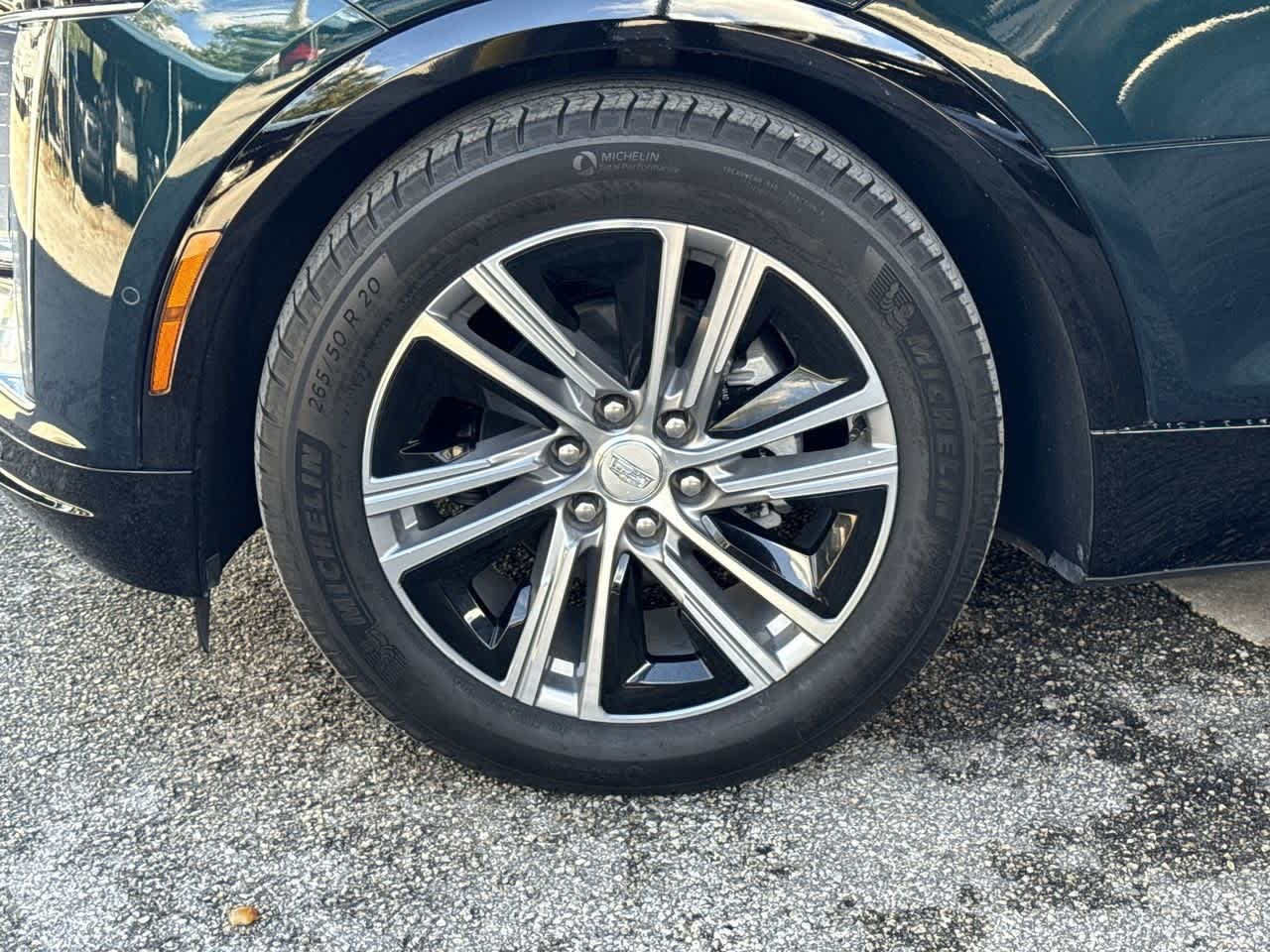 Thumbnail: 2024 Cadillac Lyriq - 11