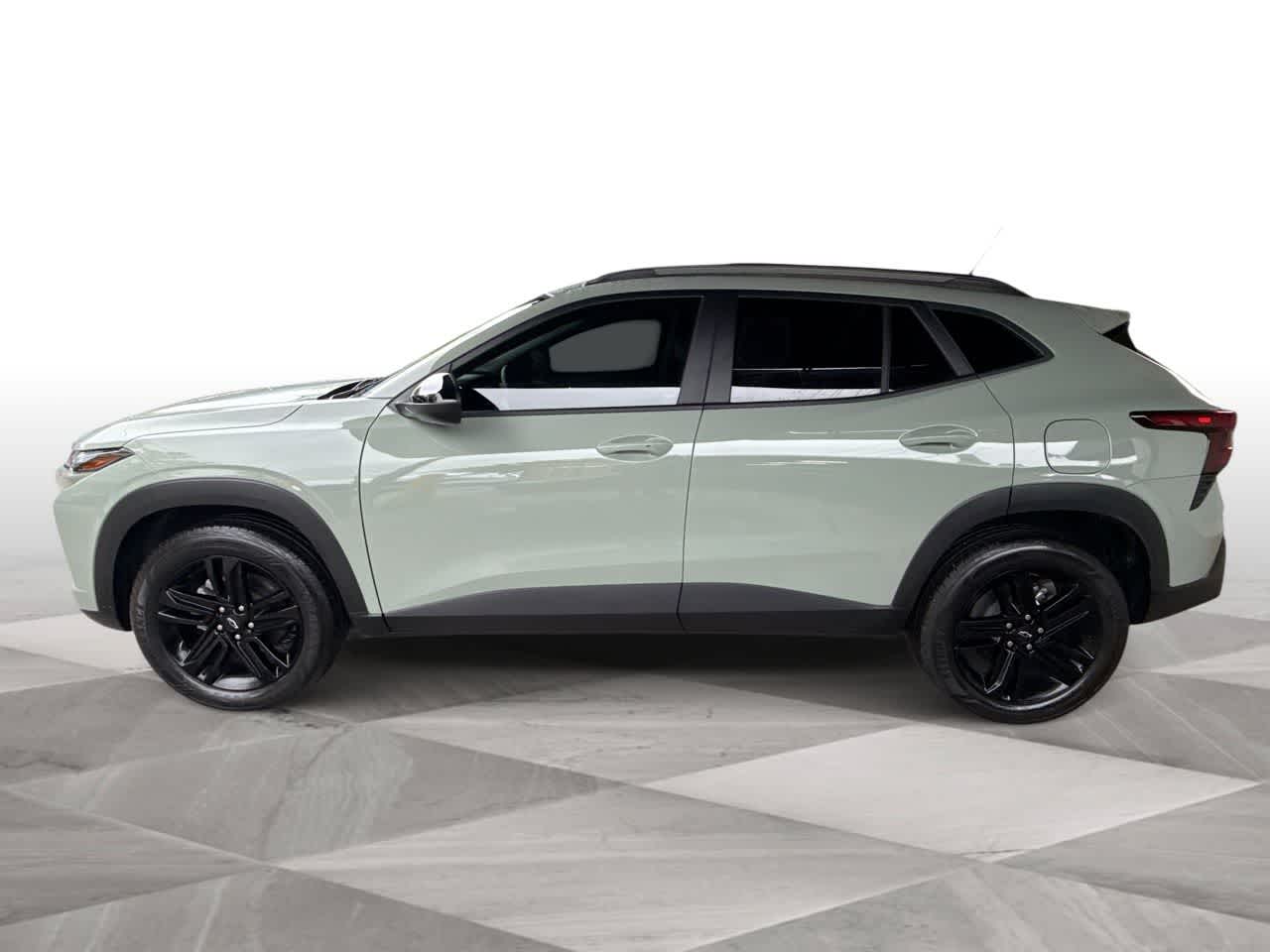 Thumbnail: 2025 Chevrolet Trax - 5