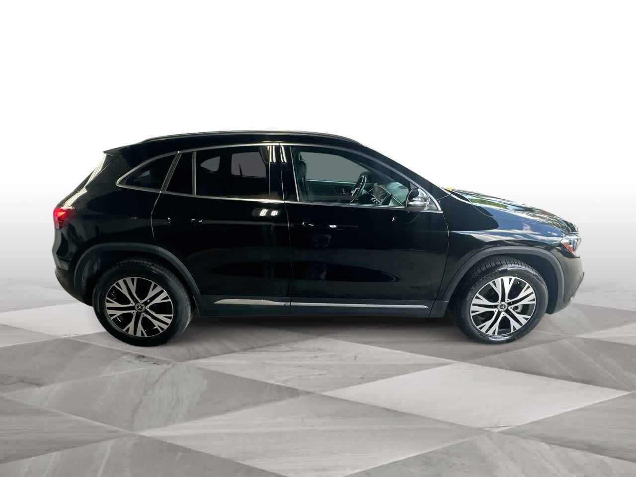 Thumbnail: 2025 Mercedes-Benz GLA - 9